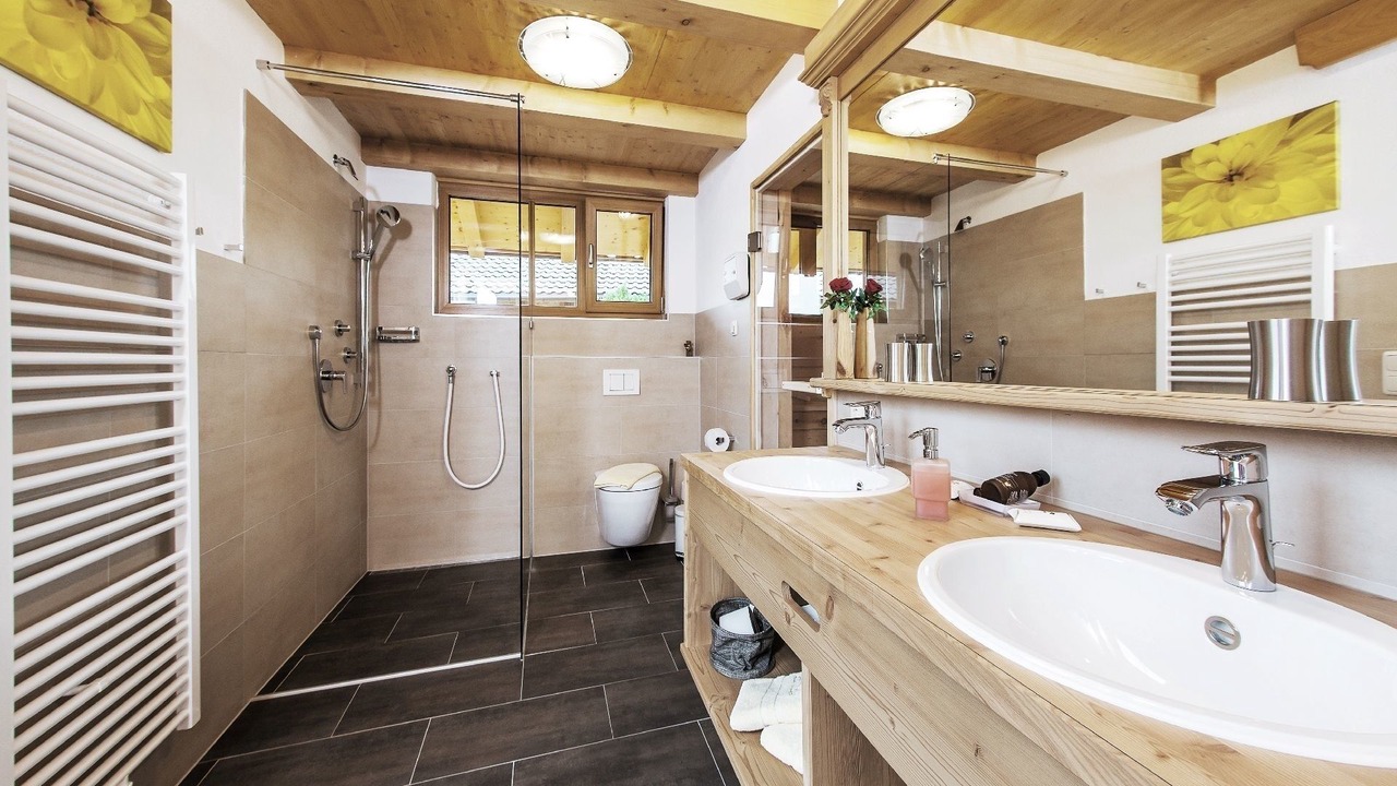 Photo of Bathroom in Ainring