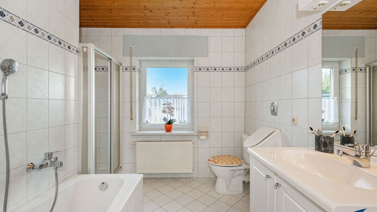 Photo of Bathroom in Benz