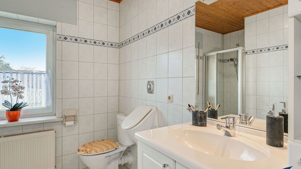 Photo of Bathroom in Benz