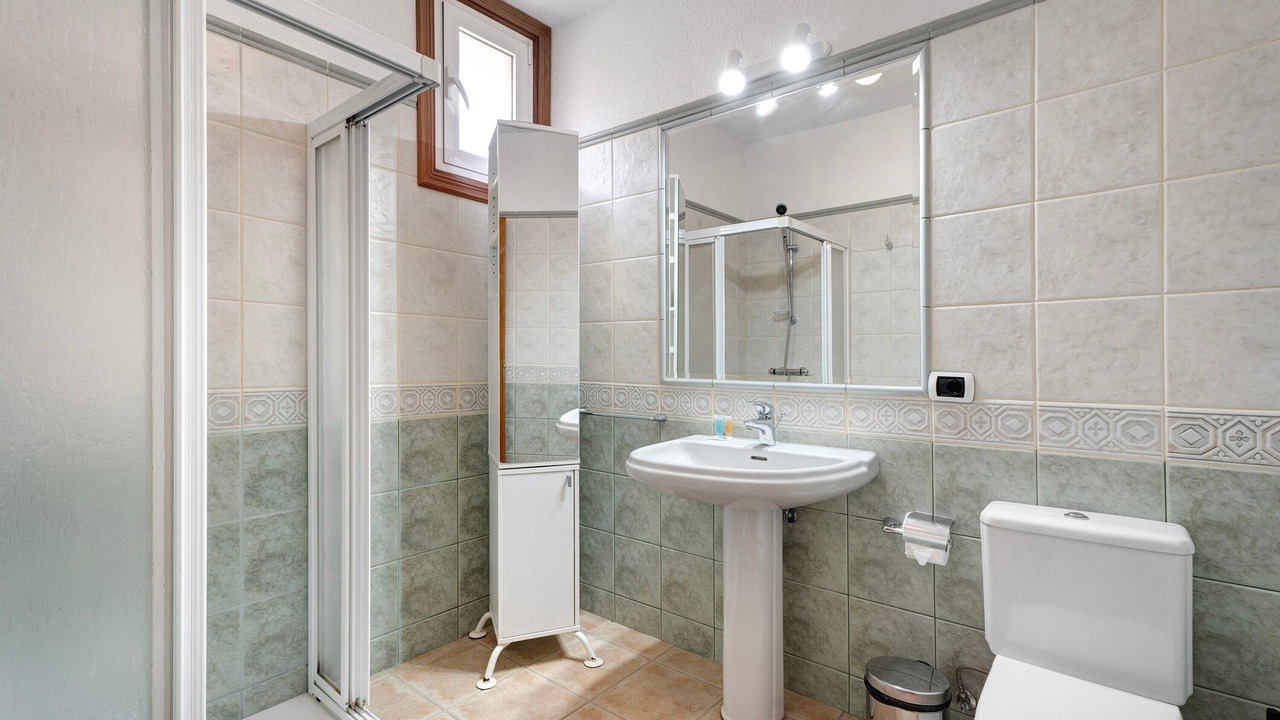Photo of Bathroom in Los Cristianos