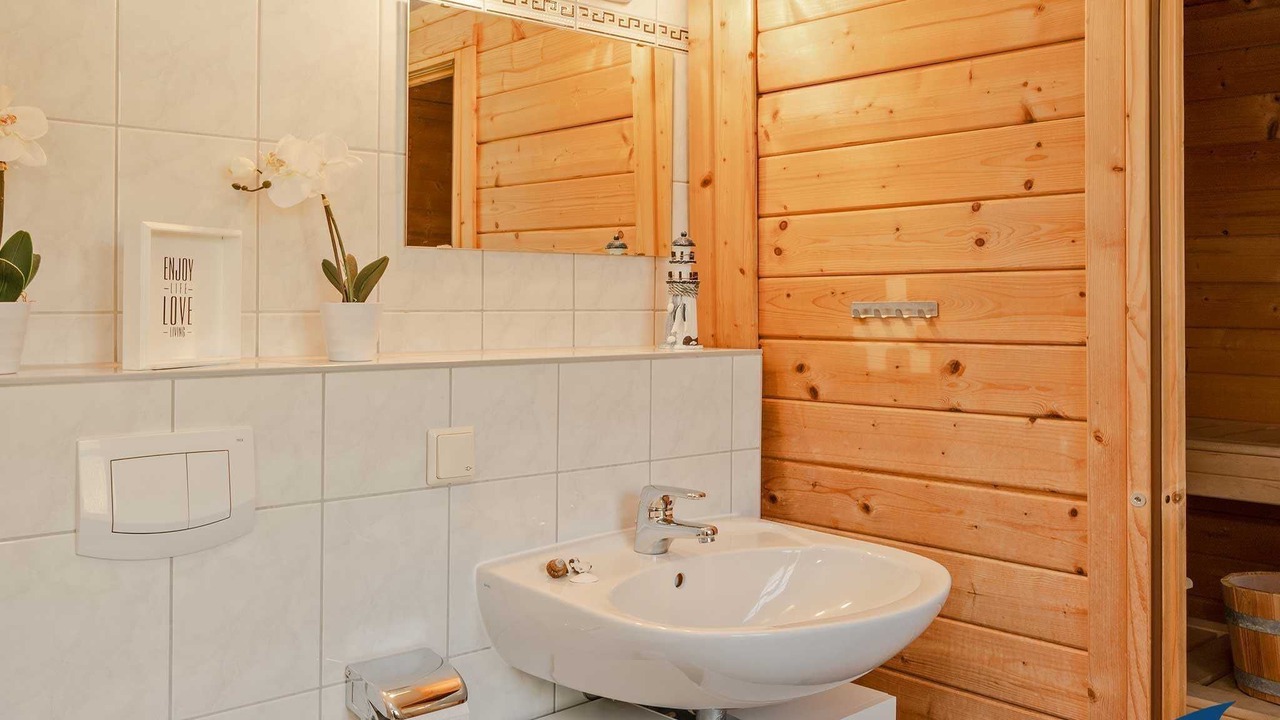 Photo of Bathroom in Kachlin
