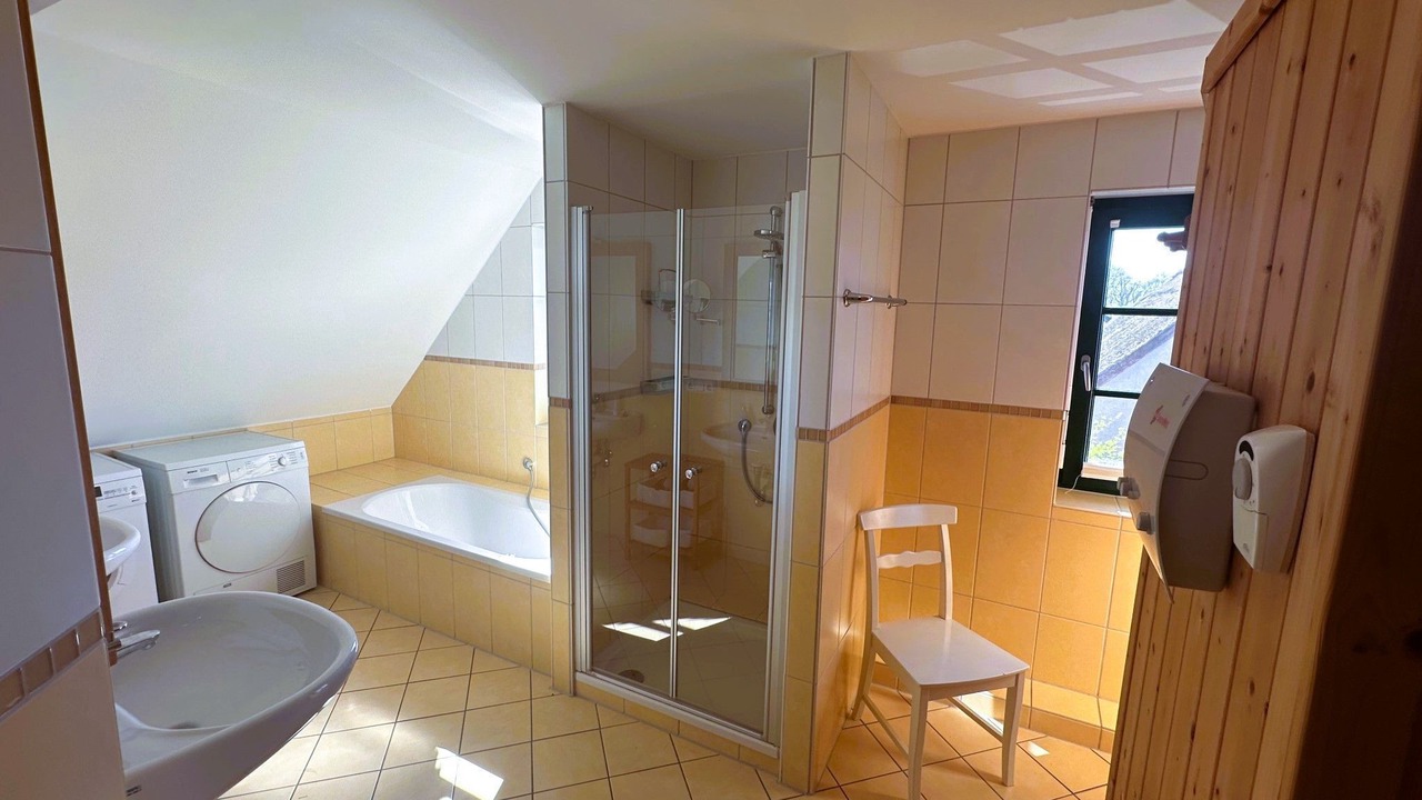 Photo of Bathroom in Gager