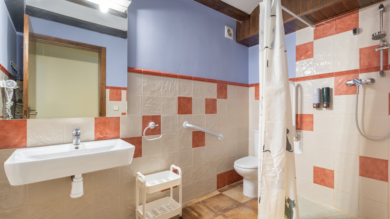 Photo of Bathroom in Alcala de la Selva
