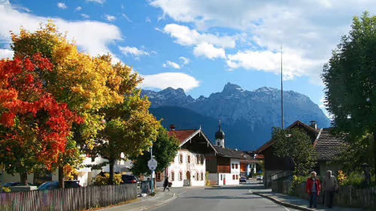 Photo of Others in Kruen