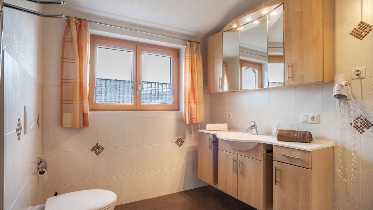 Photo of Bathroom in Schraden