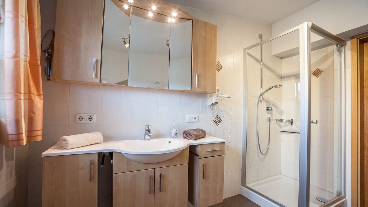 Photo of Bathroom in Schraden