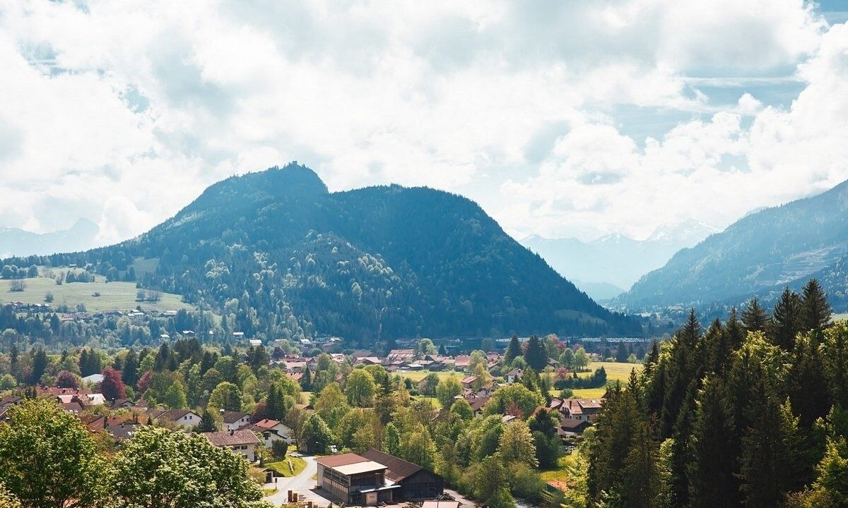 Photo of Others in Rofleuten