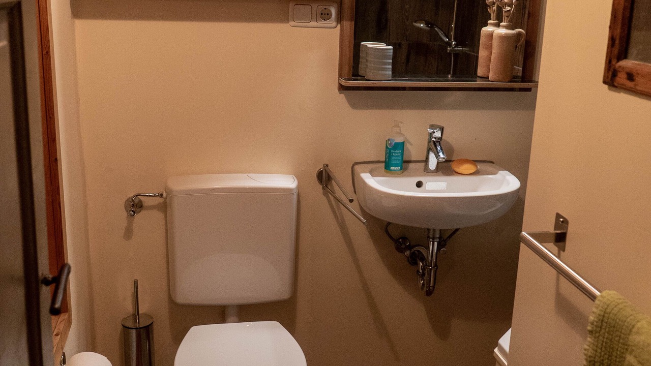 Photo of Bathroom in Amerang