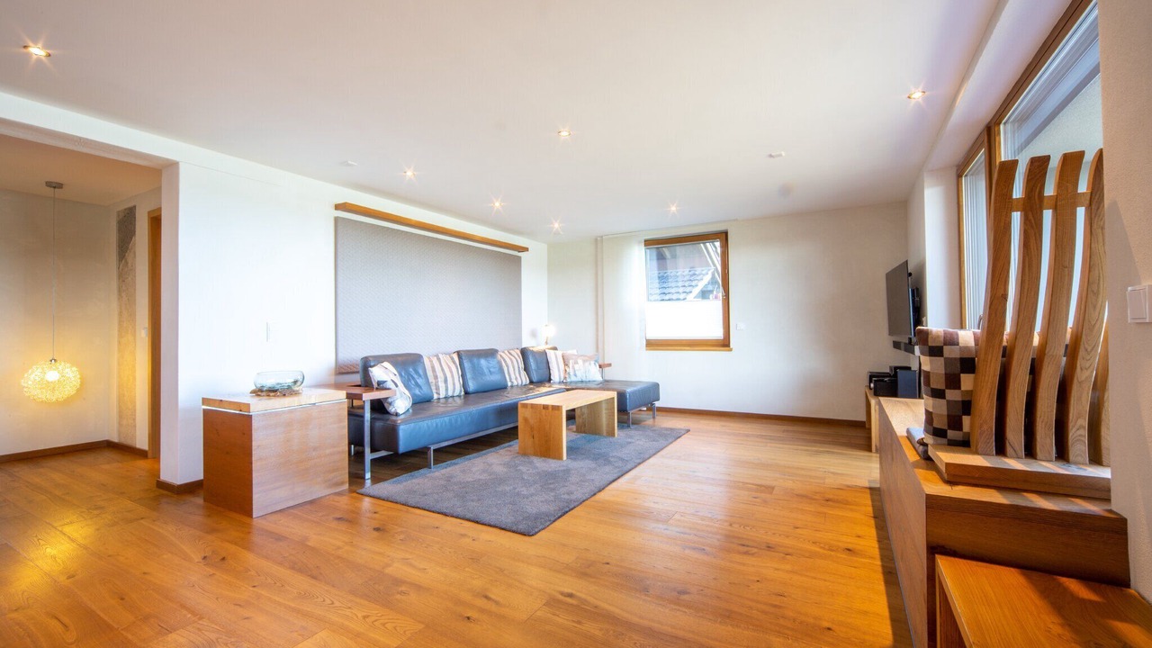 Photo of Livingroom in Pelham