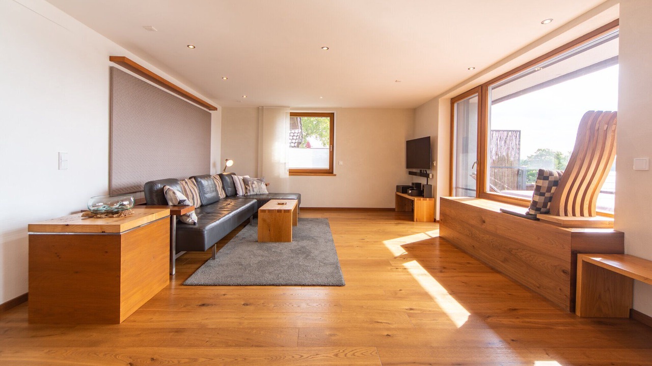 Photo of Livingroom in Pelham