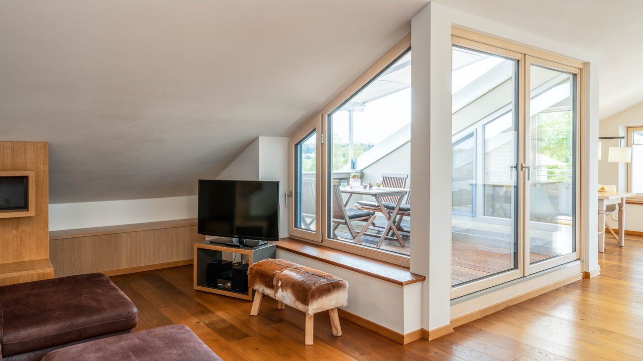 Photo of Livingroom in Pelham