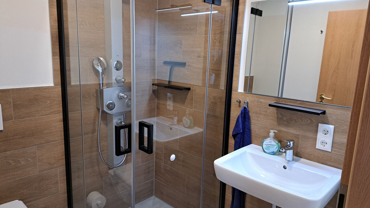 Photo of Bathroom in Nagel