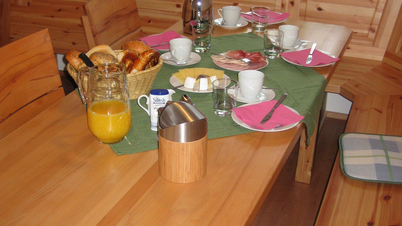 Photo of Others in Weingarts