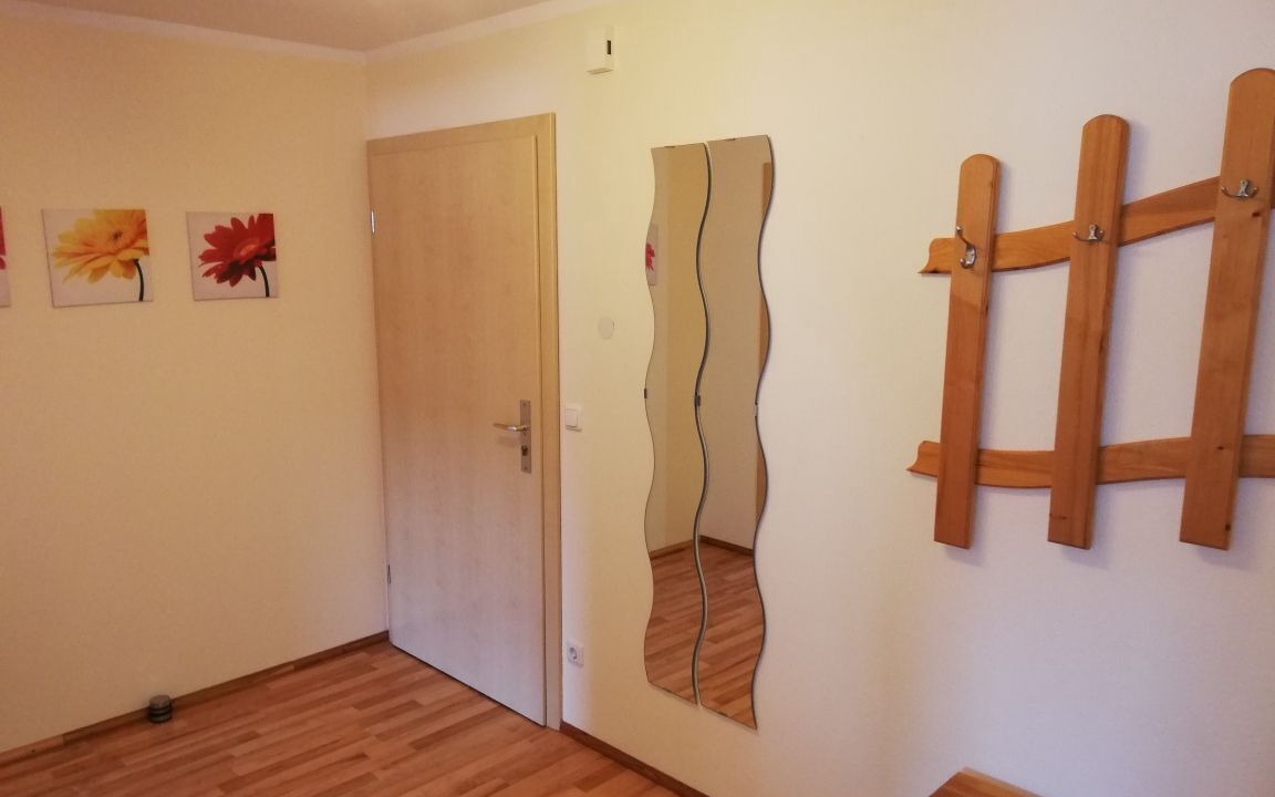 Photo of Others in Weingarts