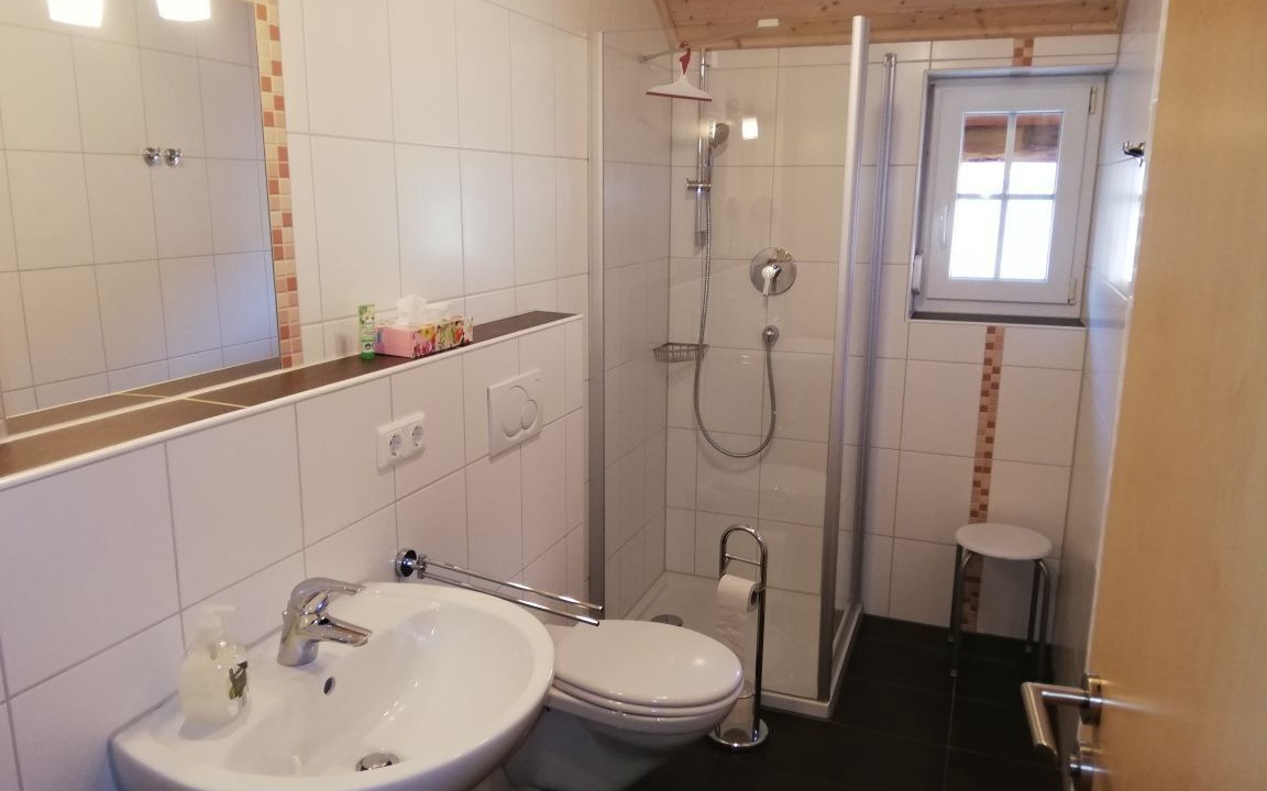 Photo of Bathroom in Weingarts