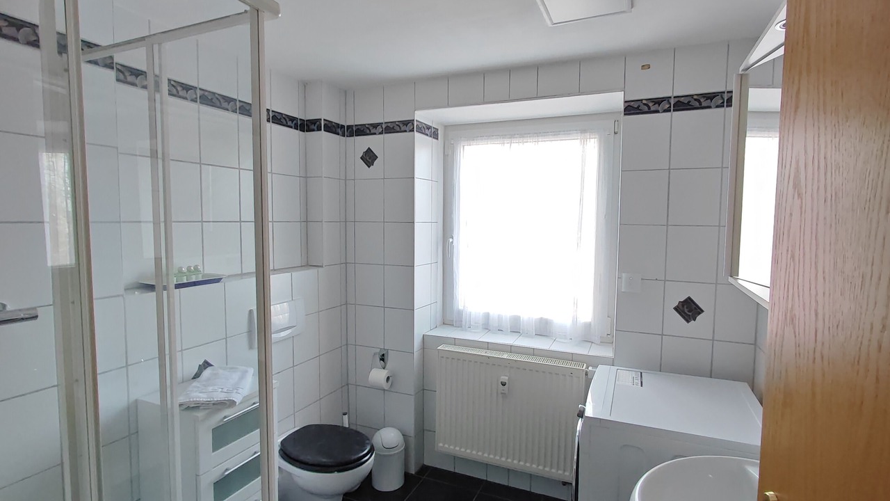 Photo of Bathroom in Grafenwohr