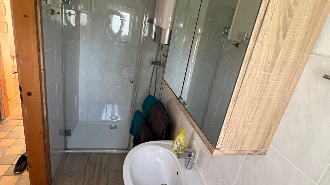 Photo of Bathroom in Tacherting