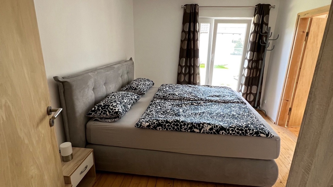 Photo of Bedroom in Tacherting