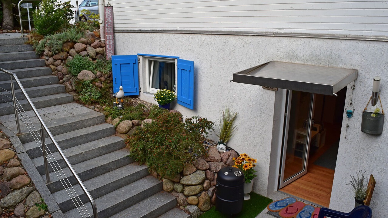 Photo of Outdoor in Guster