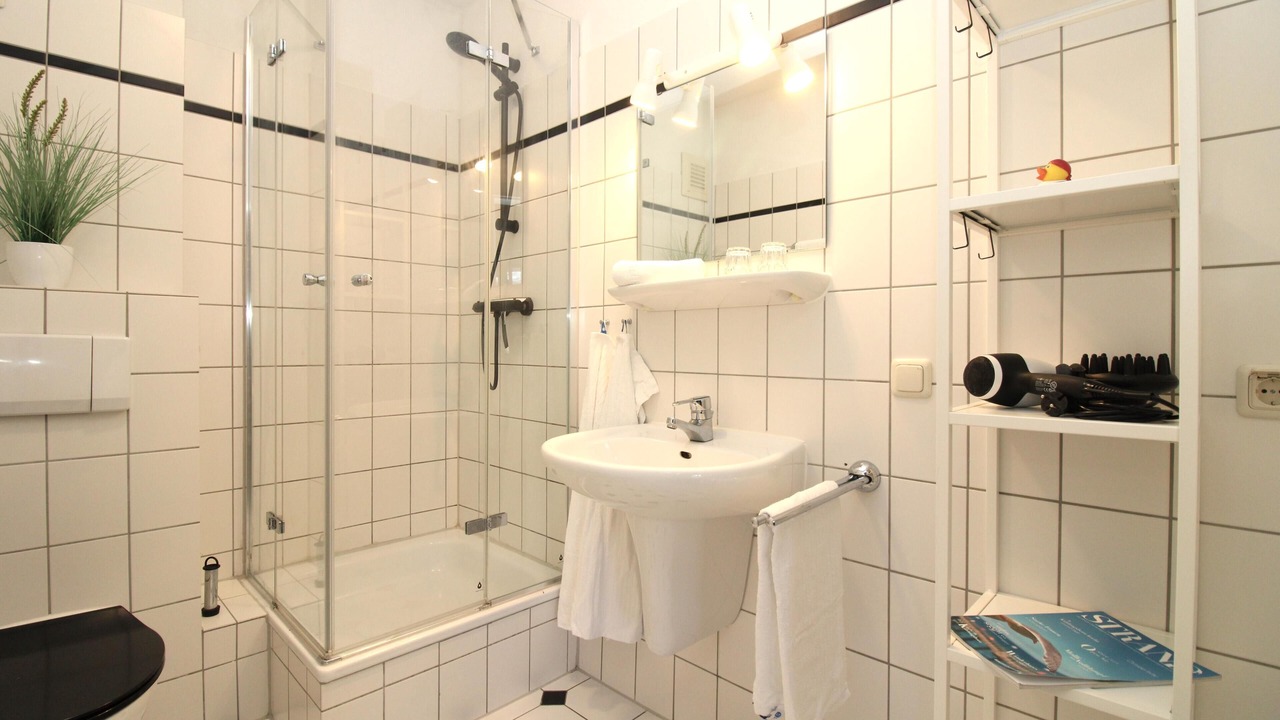 Photo of Bathroom in Kuehlungsborn