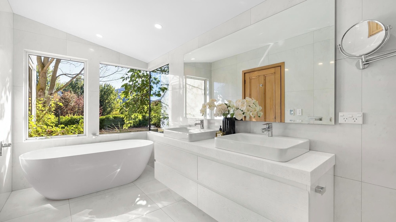Photo of Bathroom in Lake Hayes