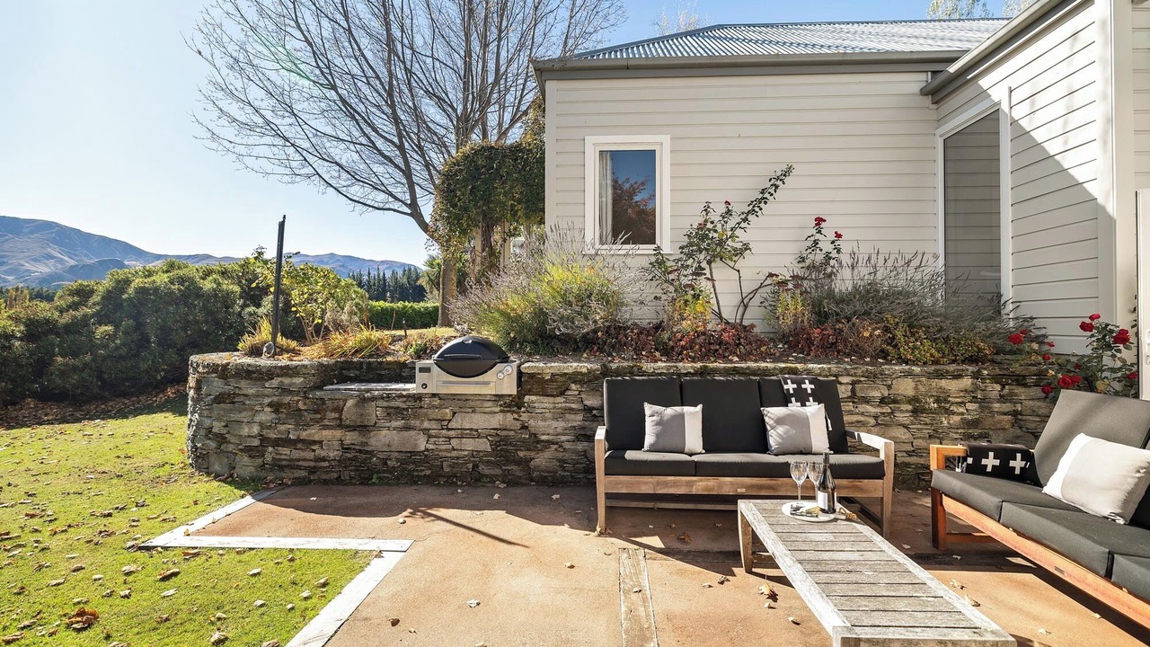Photo of Patio Balcony in Lake Hayes