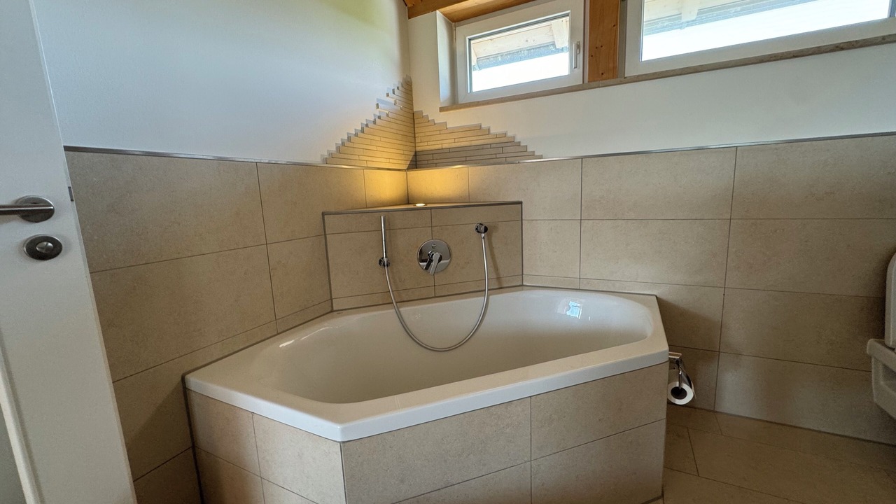 Photo of Bathroom in Worthsee