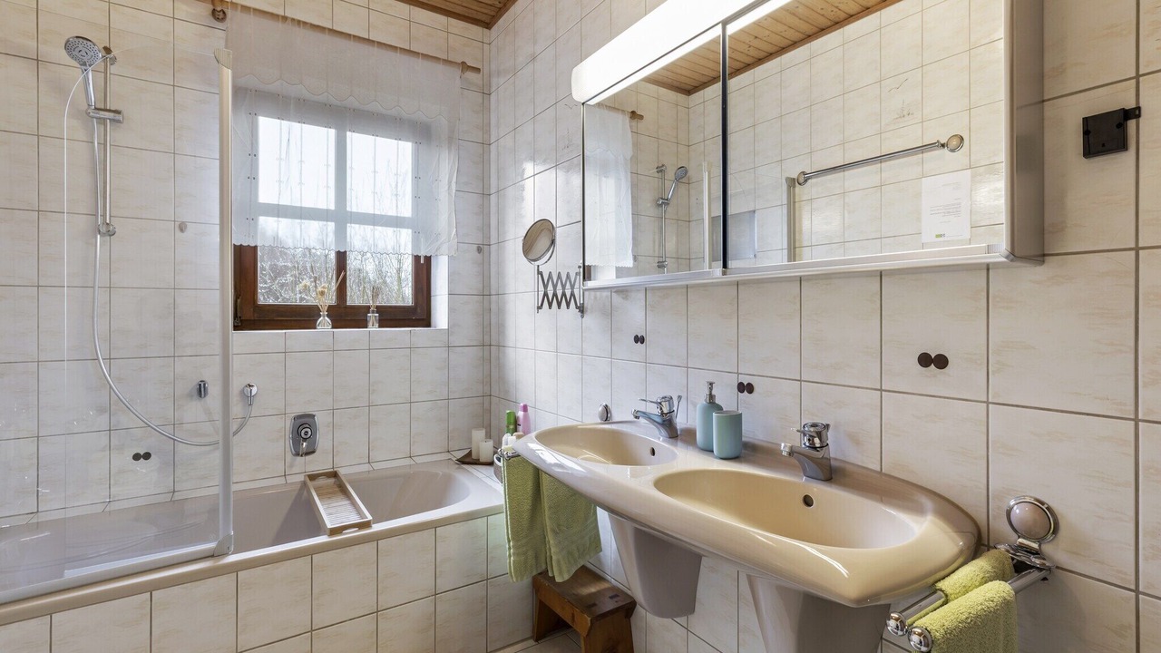 Photo of Bathroom in Schoensee