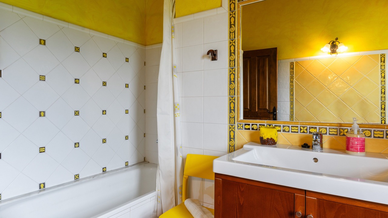 Photo of Bathroom in Carreno
