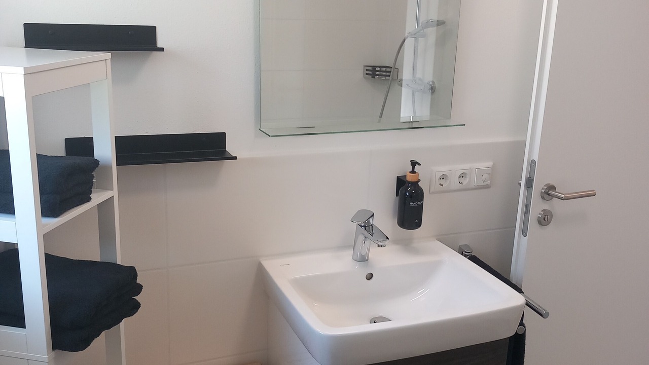 Photo of Bathroom in Lalling