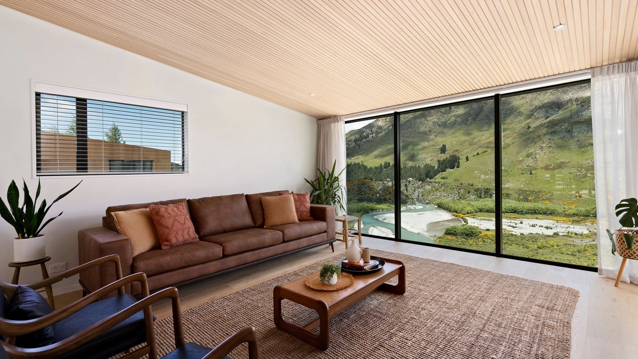 Photo of Livingroom in Arthur's Point