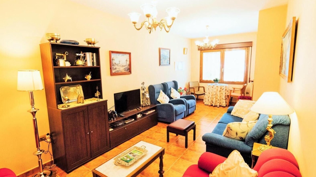 Photo of Livingroom in San Leonardo de Yague