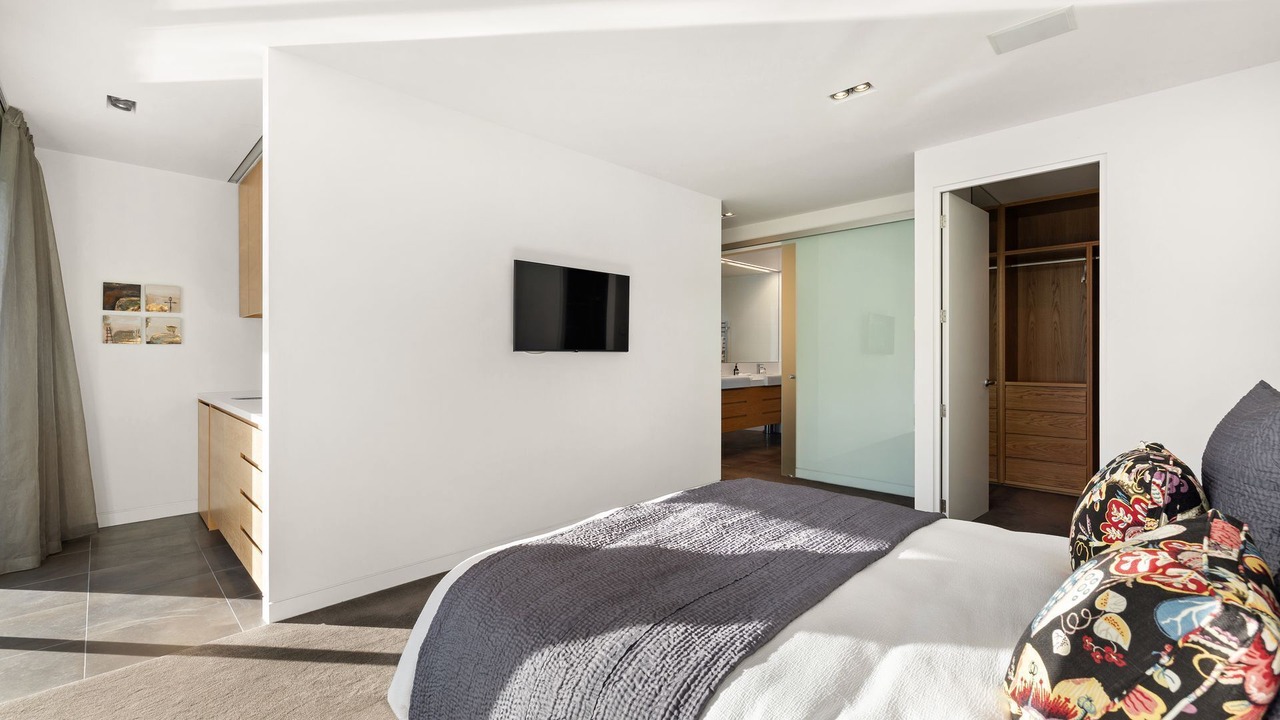 Photo of Bedroom in Kelvin Heights