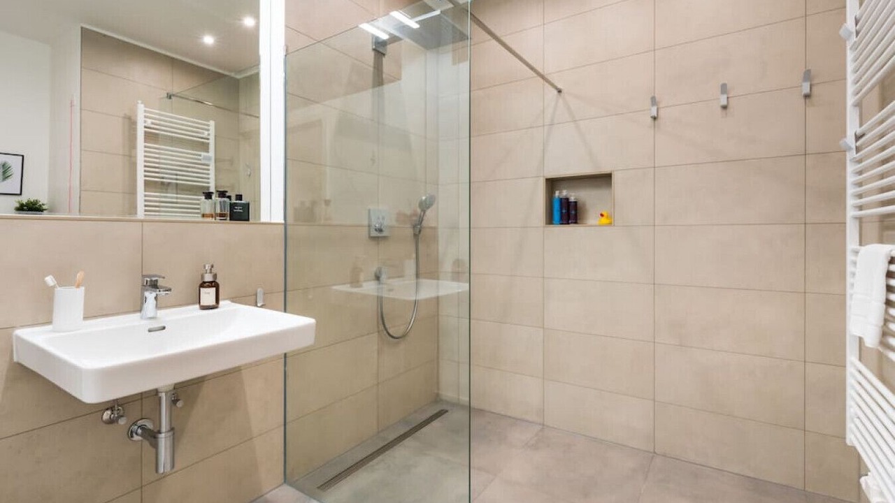 Photo of Bathroom in Moabit