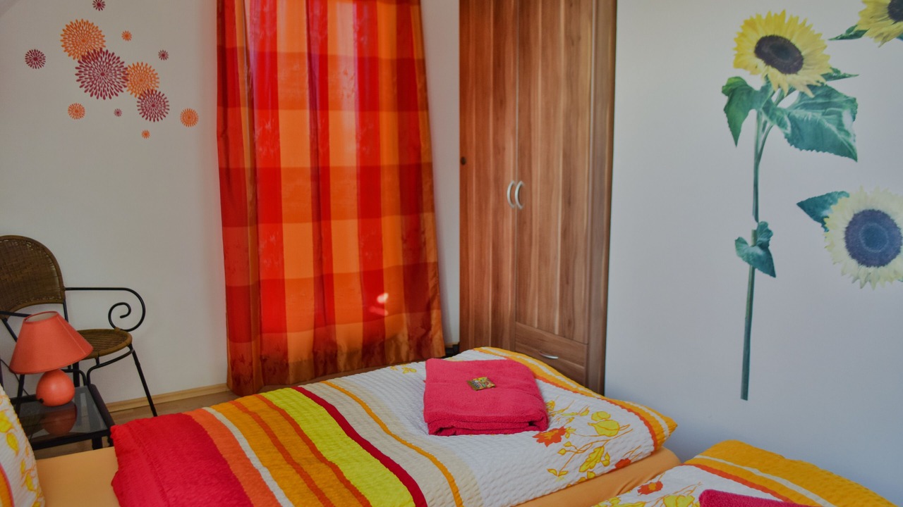 Photo of Bedroom in Saal