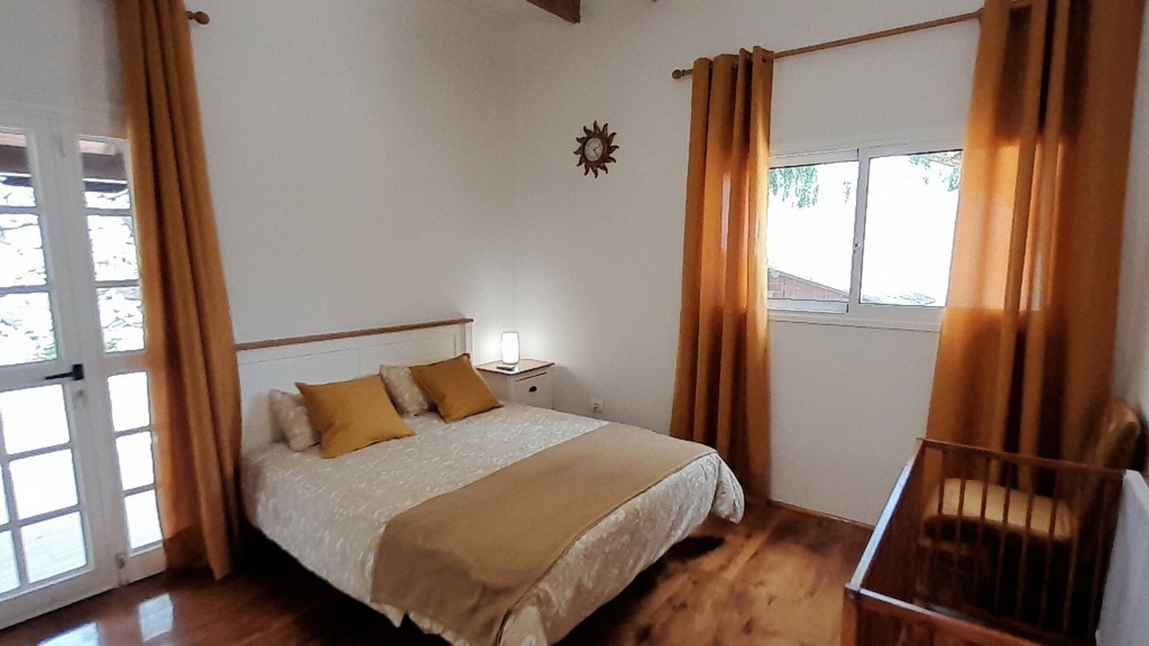Photo of Bedroom in Armenime