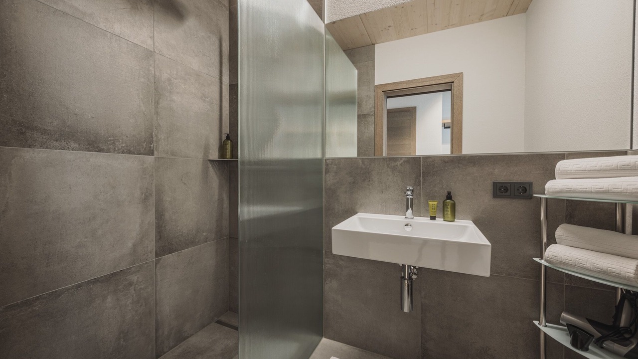 Photo of Bathroom in Mosern