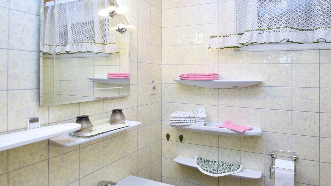 Photo of Bathroom in Roehrnbach