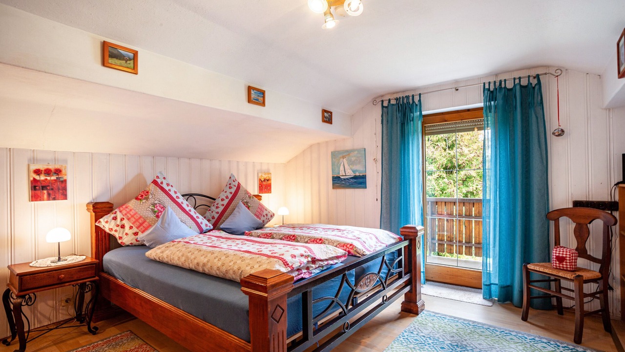 Photo of Bedroom in Seeg