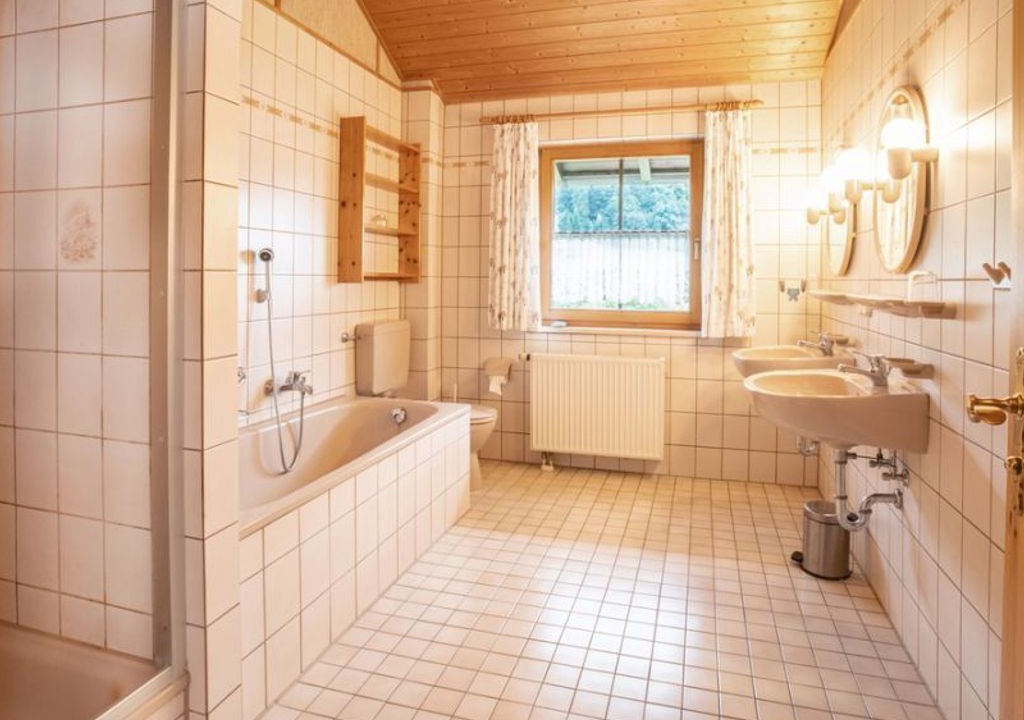 Photo of Bathroom in Missen