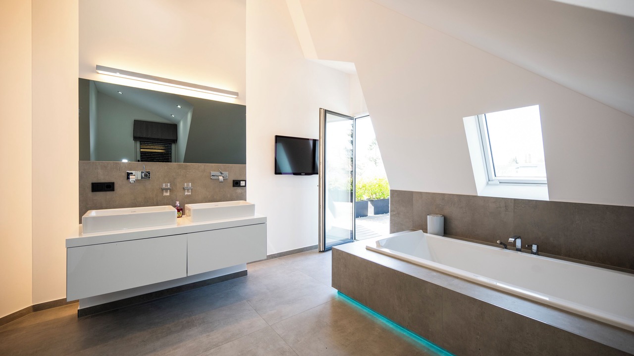 Photo of Bathroom in Industriebezirk