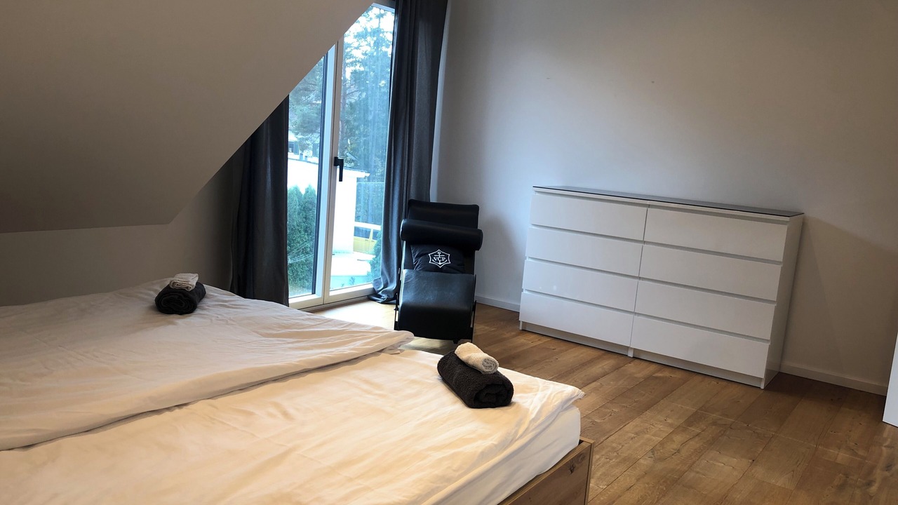 Photo of Bedroom in Industriebezirk