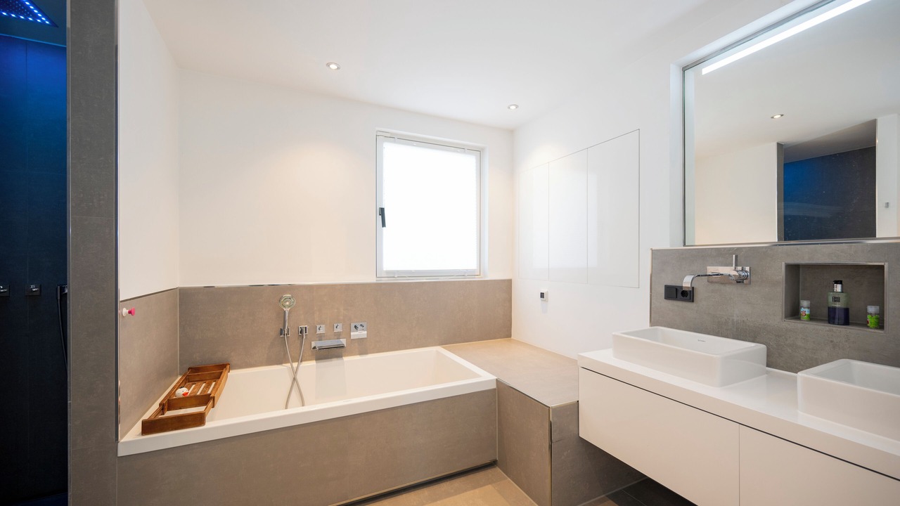 Photo of Bathroom in Industriebezirk