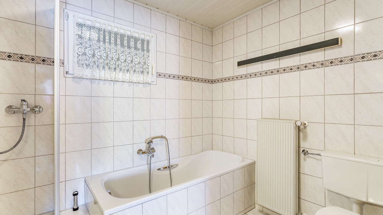 Photo of Bathroom in Saalhausen