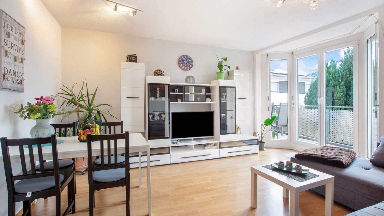 Photo of Livingroom in Dottingen