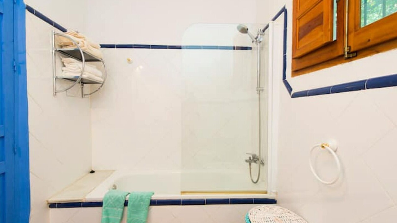 Photo of Bathroom in Orgiva