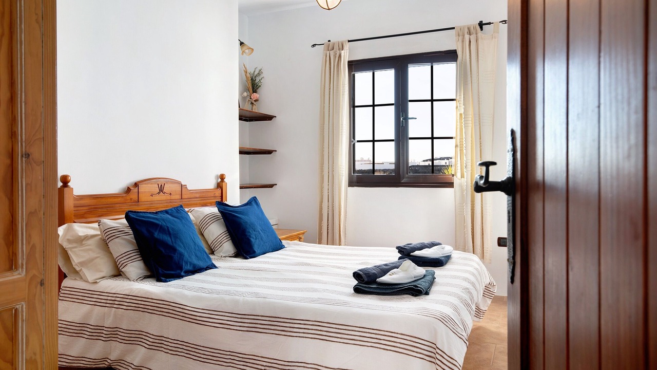 Photo of Bedroom in Tias