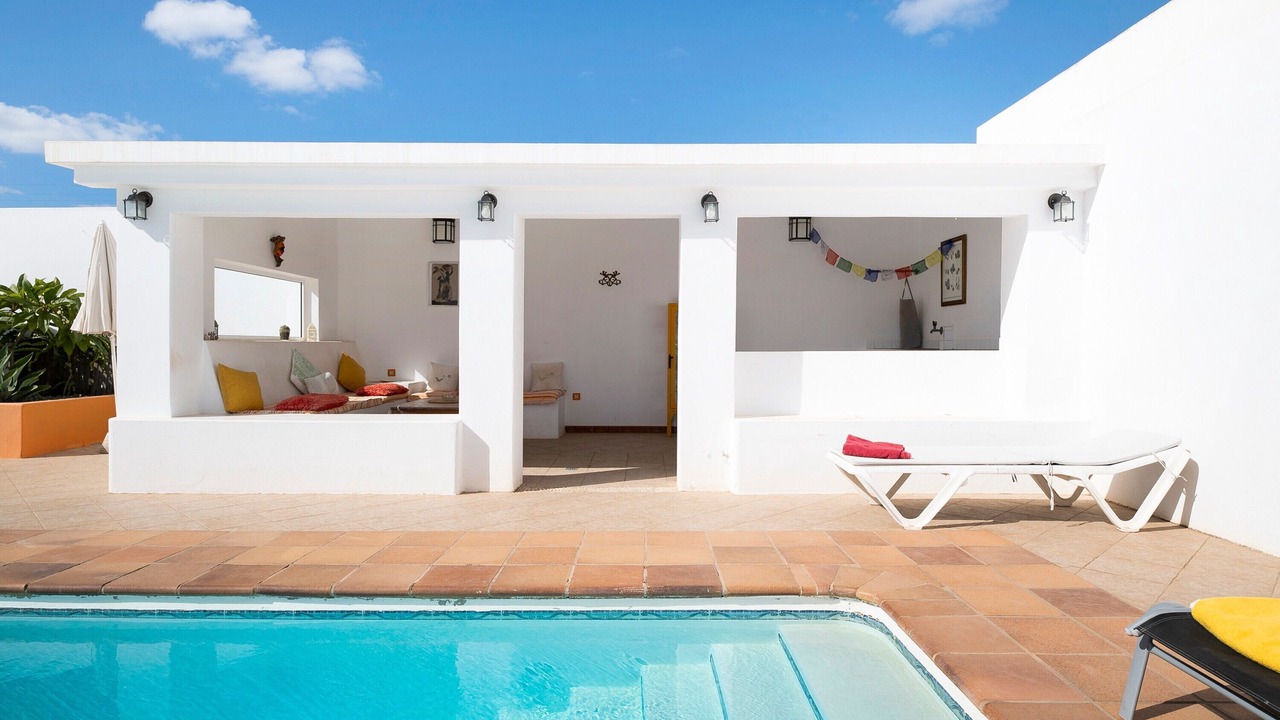 Photo of Outdoor in Tias