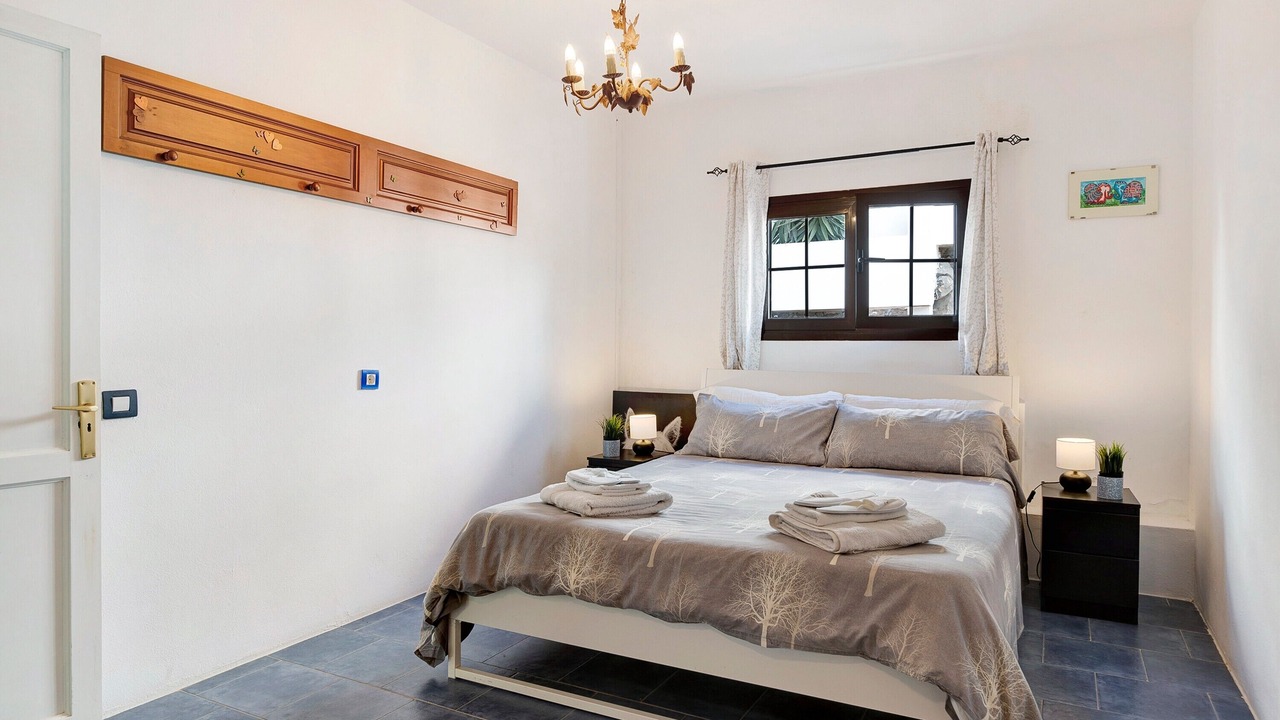 Photo of Bedroom in Tias