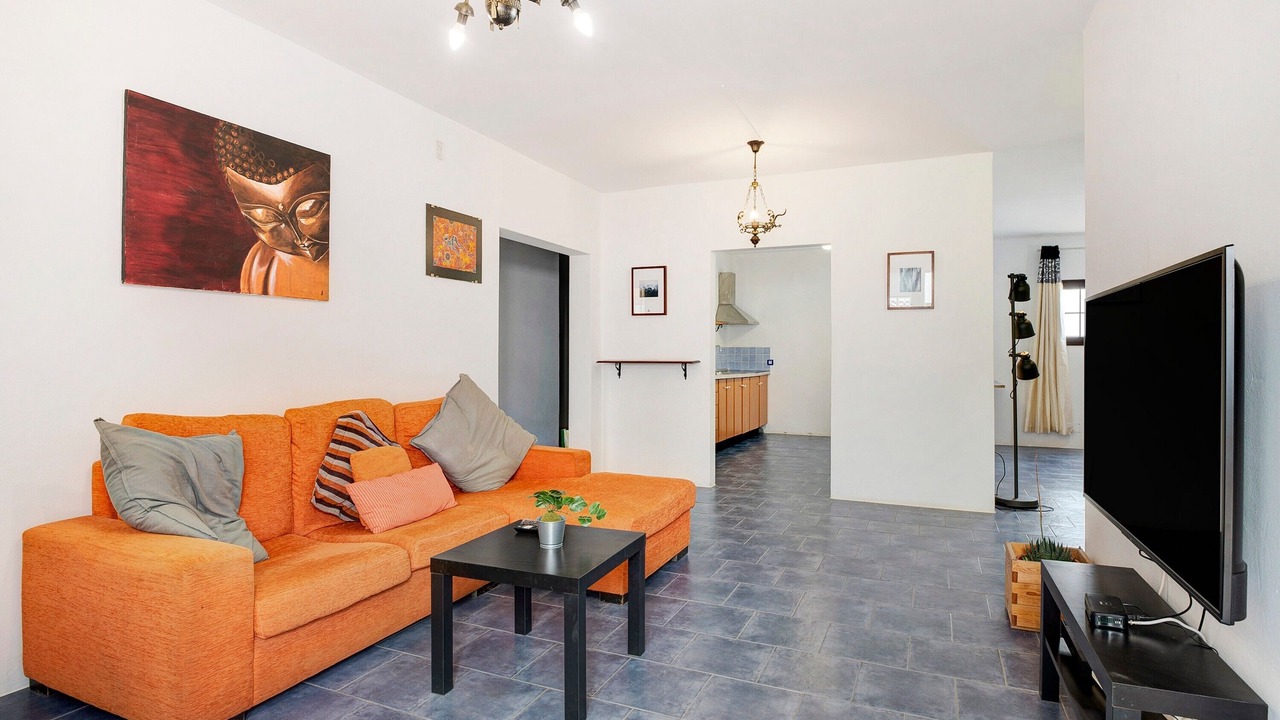 Photo of Livingroom in Tias